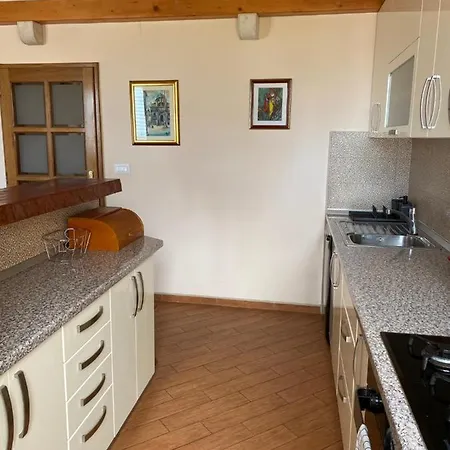 Nautical Sunset - Free Parking